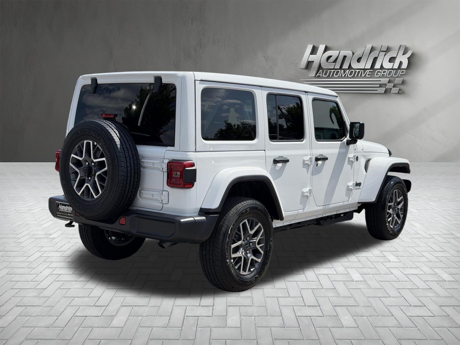 Used 2026 Jeep Wrangler Unlimited Sahara AWD/4WD image 10