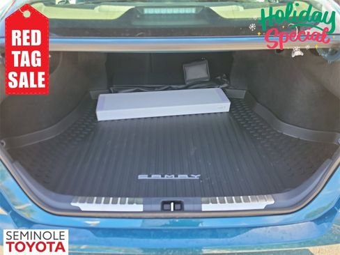 Used 2025 Toyota Camry XSE image 9