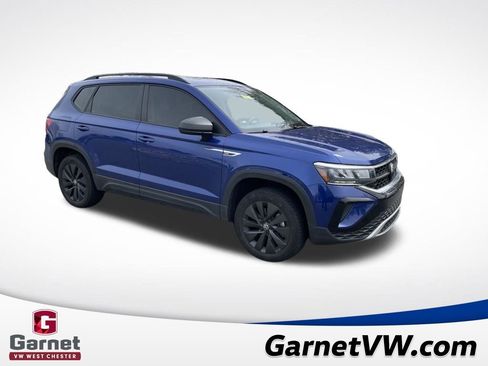 Used 2023 Volkswagen Taos S image 8