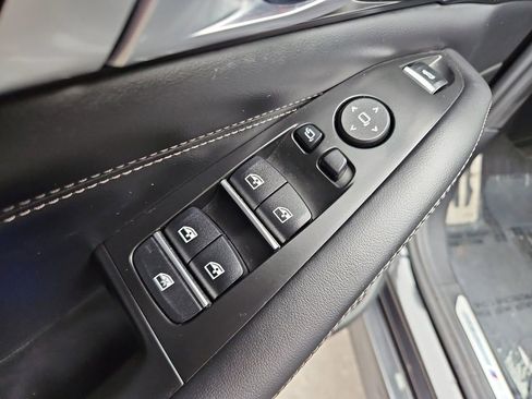 Used 2023 BMW X5 M50i w/ Executive Package image 29