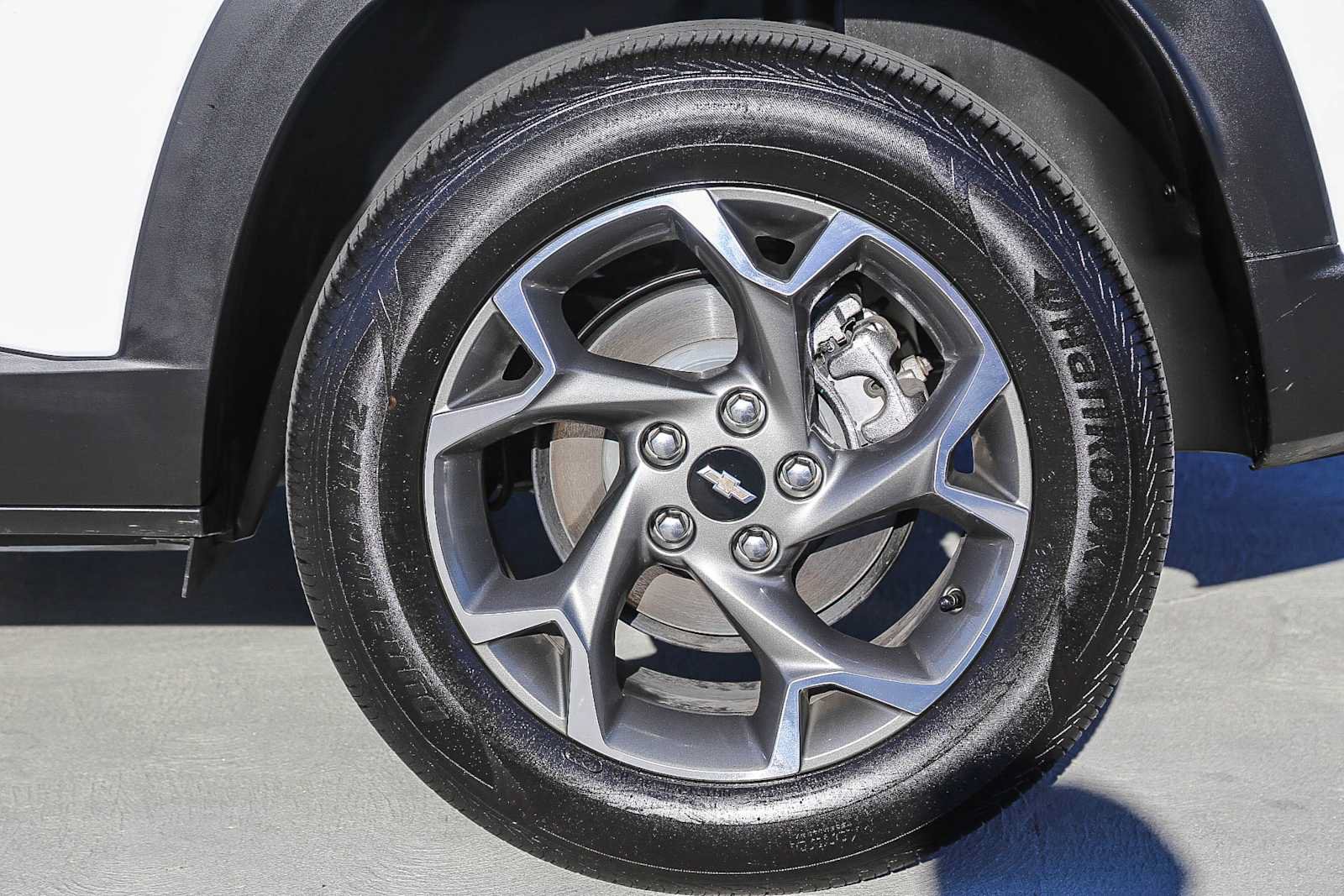 Used 2026 Chevrolet Trax LT FWD image 10