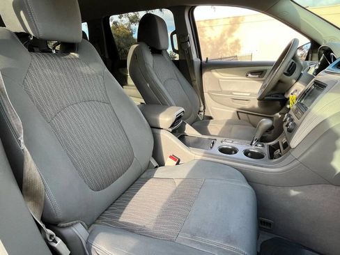 Used 2016 Chevrolet Traverse LS image 13