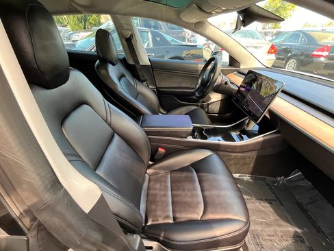 Used 2019 Tesla Model 3 Long Range AWD/4WD image 11