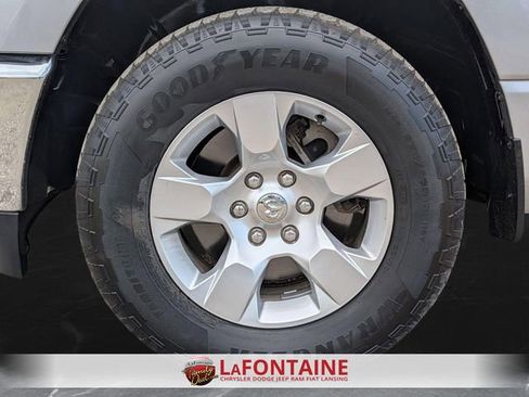 Used 2021 RAM 1500 Big Horn AWD/4WD image 32