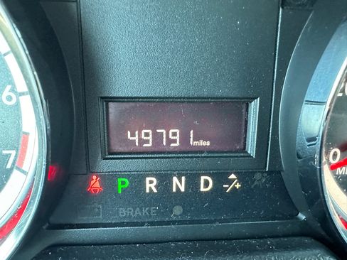 Used 2016 Dodge Grand Caravan SE image 17