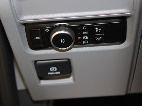 Used 2023 Ford F150 XLT AWD/4WD image 47