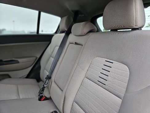 Used 2018 Kia Sportage LX image 29