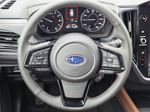 Used 2025 Subaru Forester Touring w/ Popular Package - Touring AWD/4WD image 15