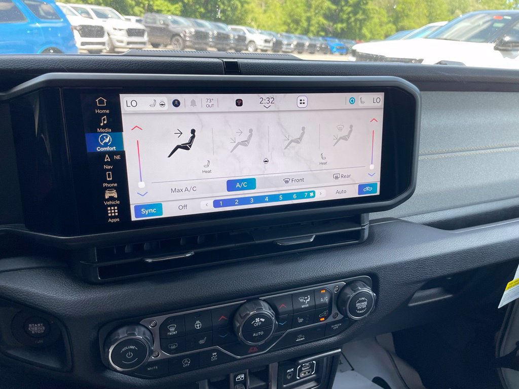 New 2026 Jeep Gladiator Sport AWD/4WD image 14