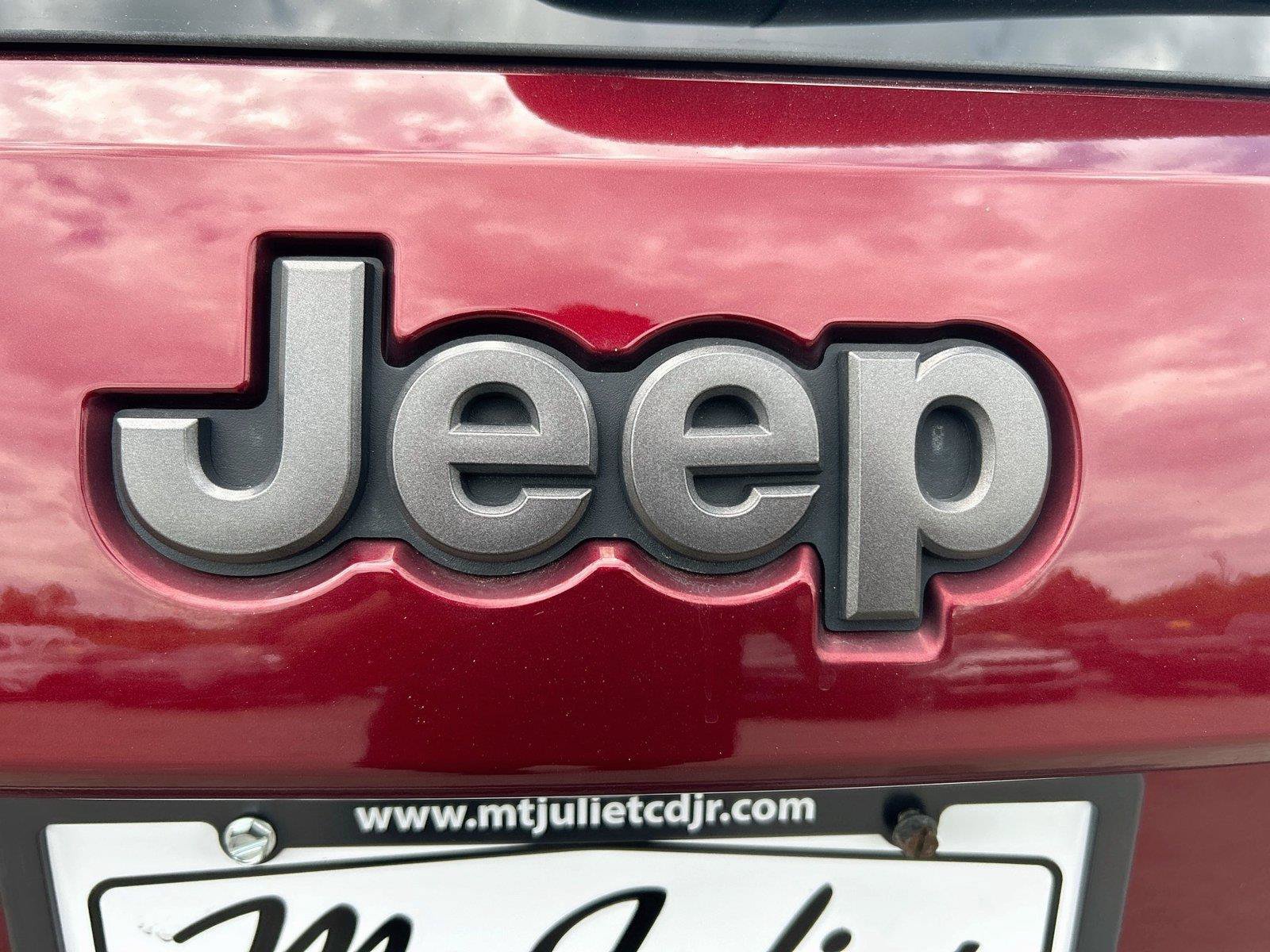 Used 2021 Jeep Grand Cherokee Limited w/ Quick Order Package 28K 80th AWD/4WD image 12
