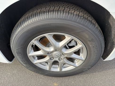 New 2026 Chrysler Pacifica Select image 13