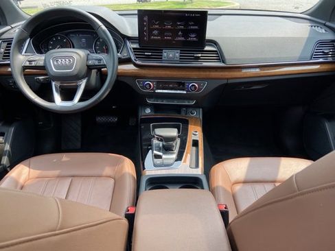 Used 2023 Audi Q5 2.0T Premium w/ Convenience Package AWD/4WD image 13