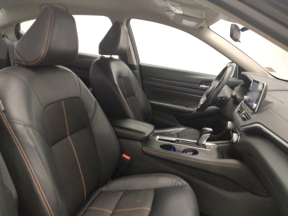 Used 2022 Nissan Altima 2.5 SR FWD image 21