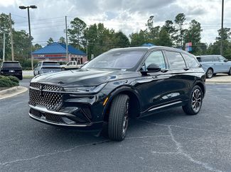 Used 2024 Lincoln Nautilus Reserve video 2