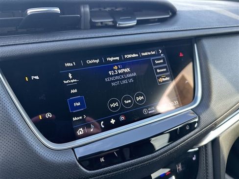 Certified 2024 Cadillac XT6 Luxury image 16