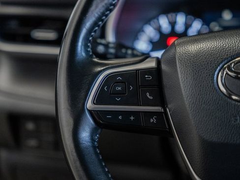 Used 2022 Toyota Highlander XSE image 30