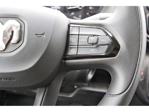 Used 2026 RAM ProMaster 2500 w/ Convenience Group FWD image 14