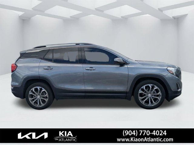 Used 2020 GMC Terrain SLT w/ Preferred Package FWD image 2