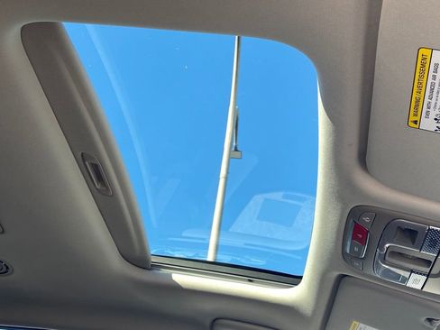 New 2025 Kia Telluride EX image 30