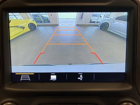 Used 2019 Chevrolet Silverado 1500 High Country image 22