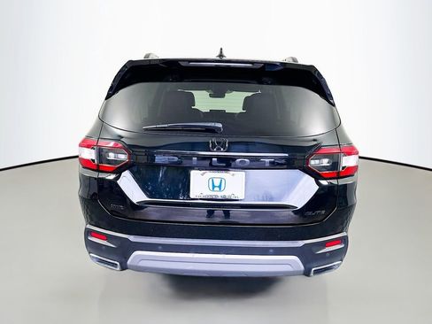 Certified 2024 Honda Pilot Elite image 6
