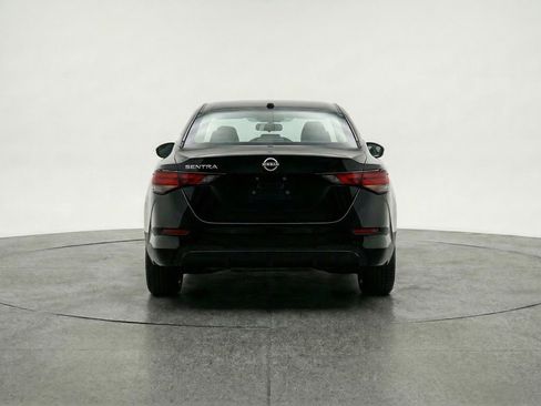 Used 2025 Nissan Sentra SV image 7