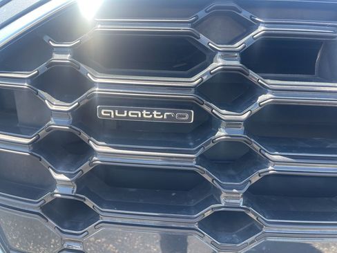 Used 2023 Audi Q5 2.0T Premium Plus AWD/4WD image 15