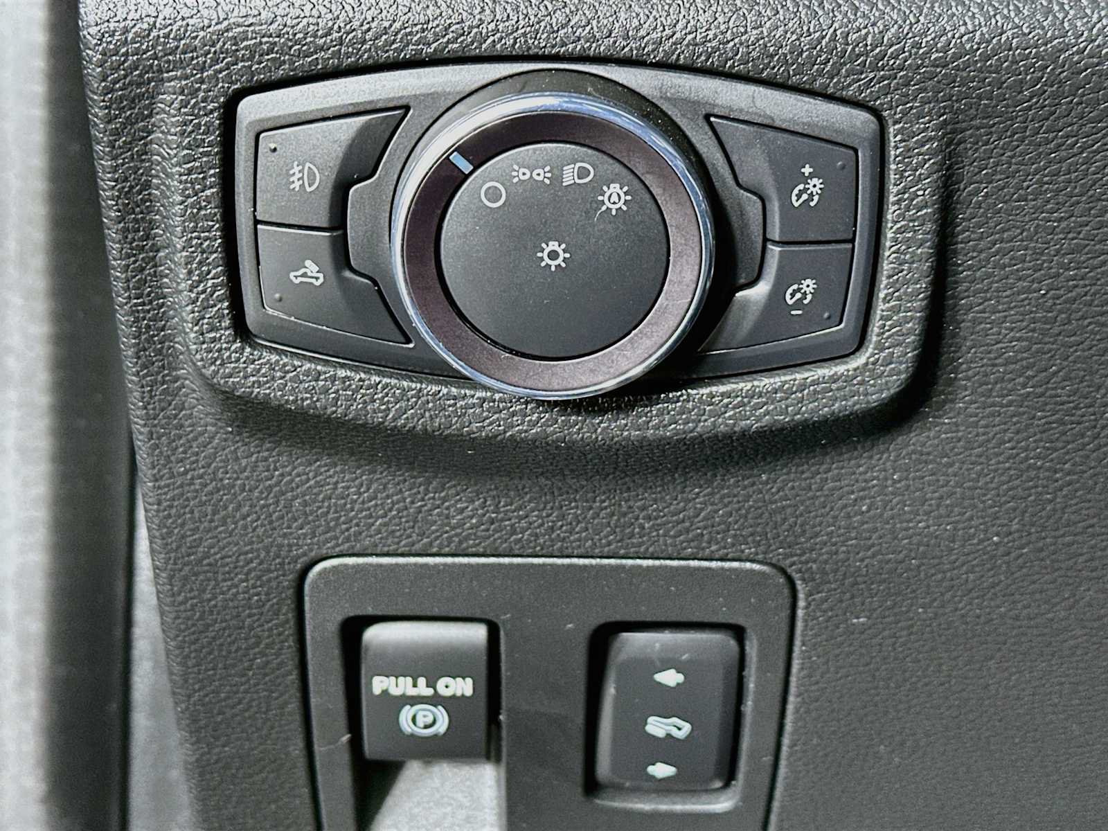 Used 2020 Ford F150 XLT w/ Equipment Group 302A Luxury RWD image 10