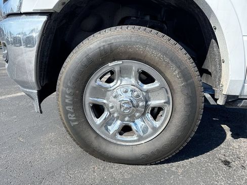 Used 2022 RAM 2500 Limited AWD/4WD image 10