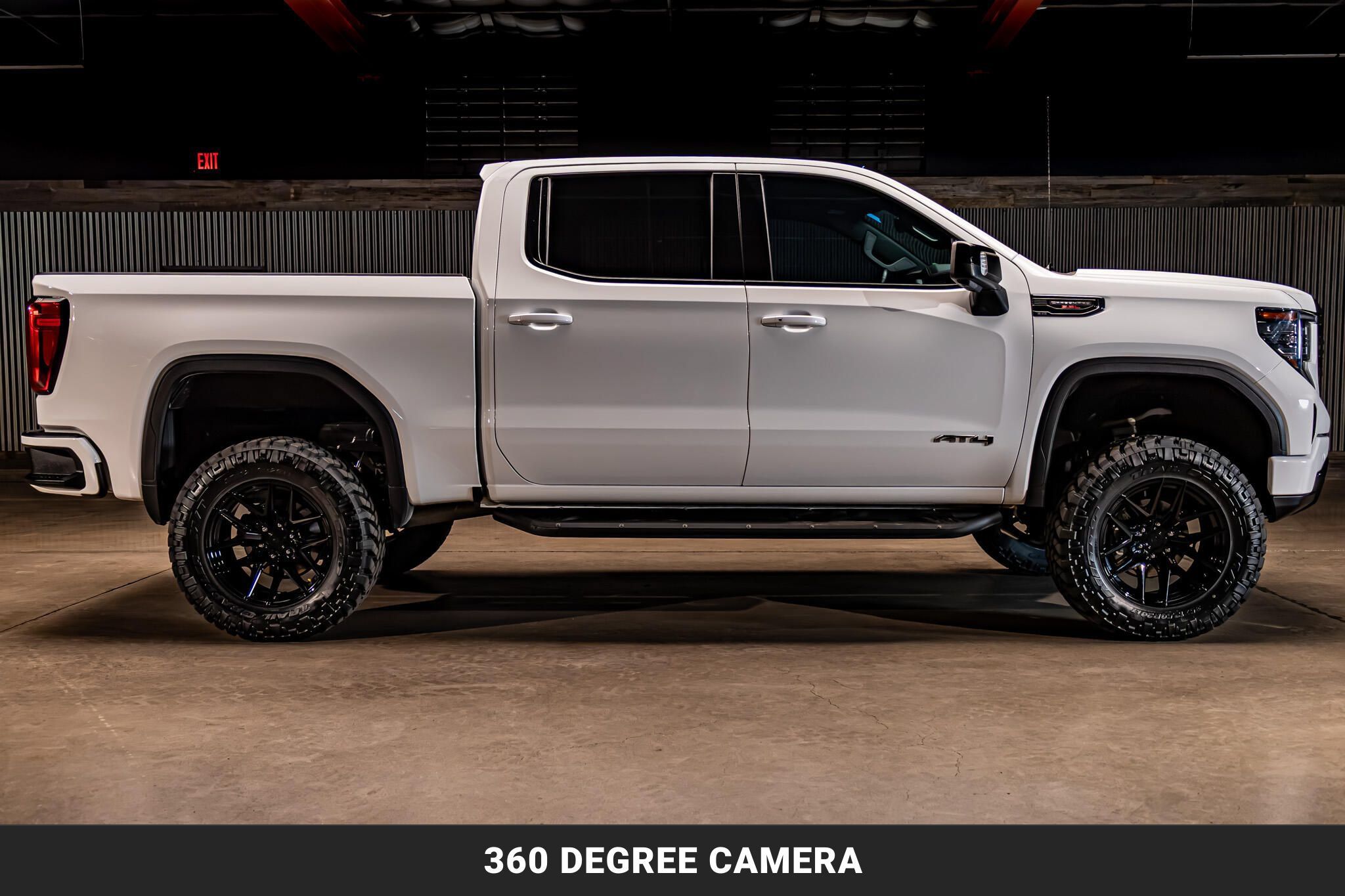 Used 2023 GMC Sierra 1500 AT4 w/ AT4 Premium Package AWD/4WD image 11