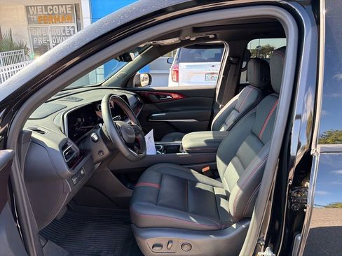Used 2024 Chevrolet Traverse RS w/ LPO, Floor Liner Package image 10