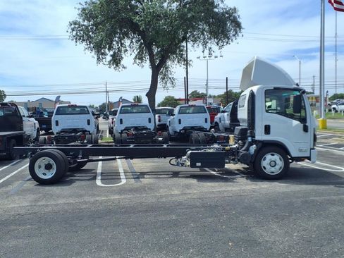 New 2025 Chevrolet Low Cab Forward 5500 XD image 3