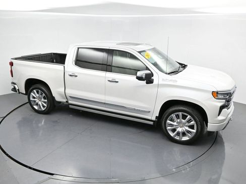 Used 2024 Chevrolet Silverado 1500 High Country w/ High Country Premium Package AWD/4WD image 41