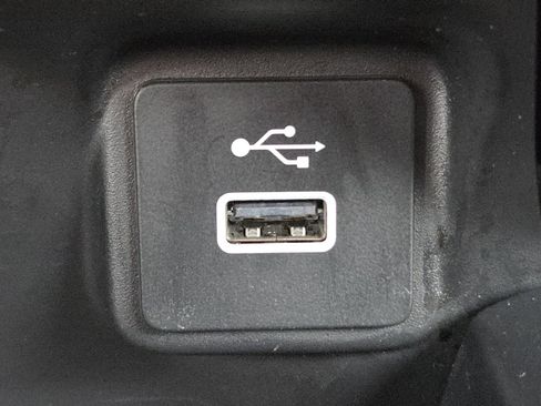 Certified 2024 Honda HR-V Sport image 7