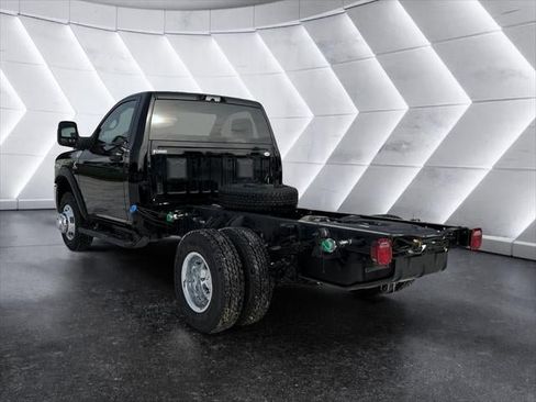 New 2026 RAM 3500 Tradesman image 20