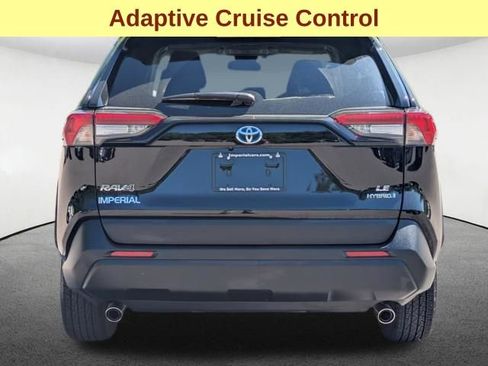 Used 2024 Toyota RAV4 LE AWD/4WD image 6