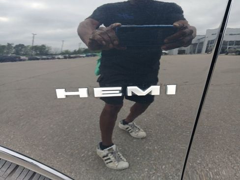 Used 2024 Dodge Durango R/T image 12