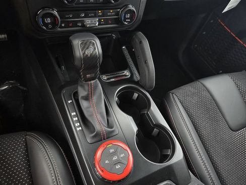 New 2026 Ford Bronco Raptor w/ Interior Carbon Fiber Pack AWD/4WD image 9