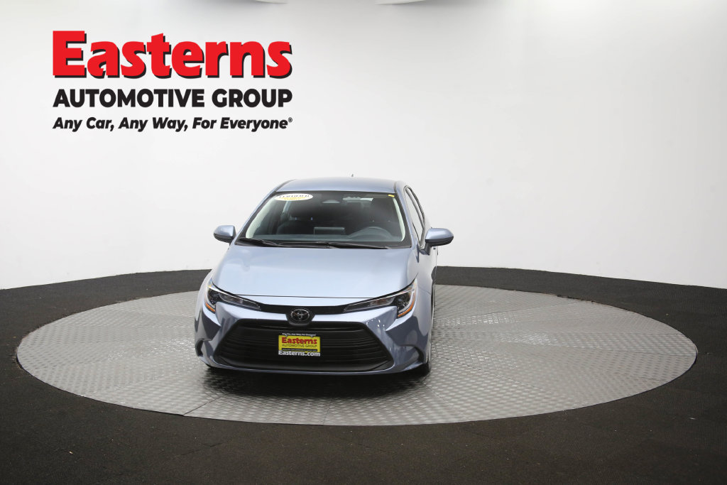Used 2025 Toyota Corolla LE FWD image 54