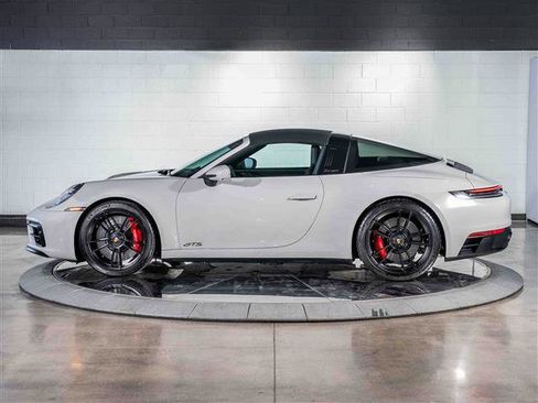 Certified 2024 Porsche 911 Targa 4 GTS image 2