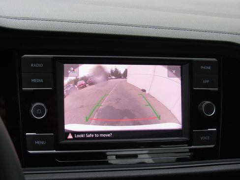 Used 2024 Volkswagen Jetta Sport FWD image 29