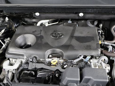 Used 2024 Toyota RAV4 LE image 12