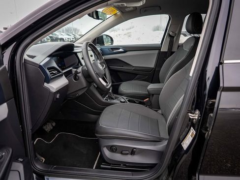 Used 2023 Volkswagen Taos SE image 13