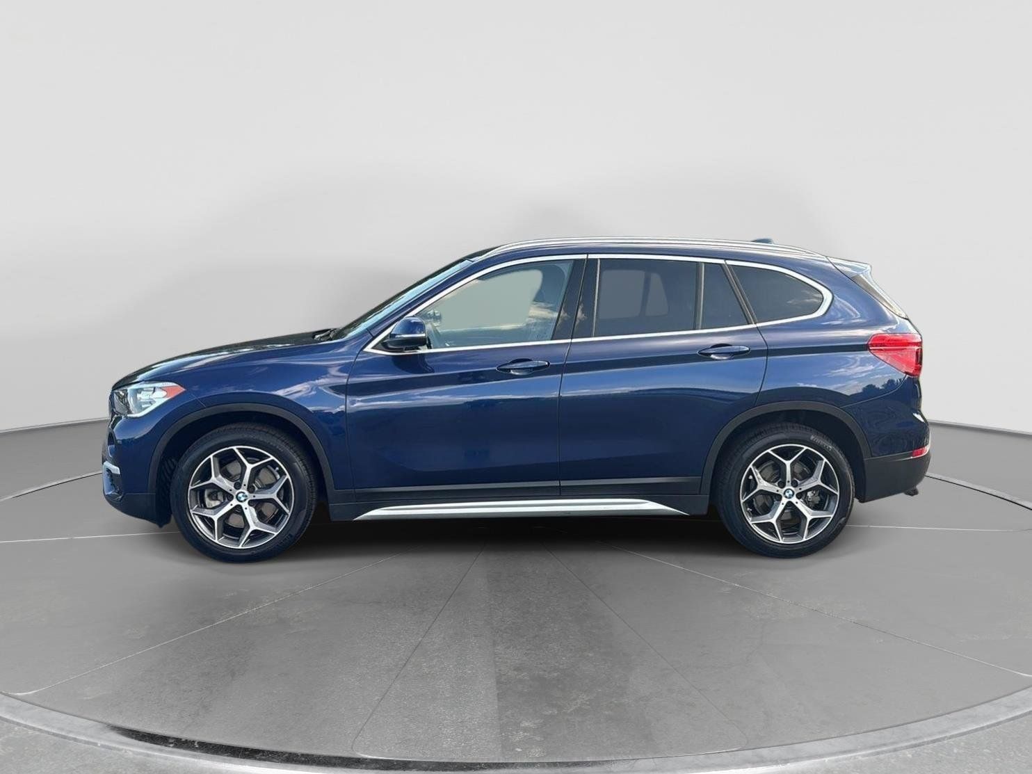 Used 2019 BMW X1 sDrive28i w/ Convenience Package FWD image 10