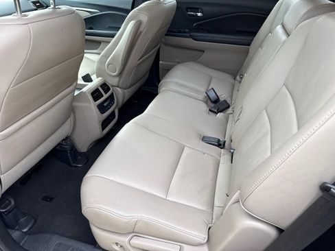 Used 2017 Honda Pilot EX-L image 17