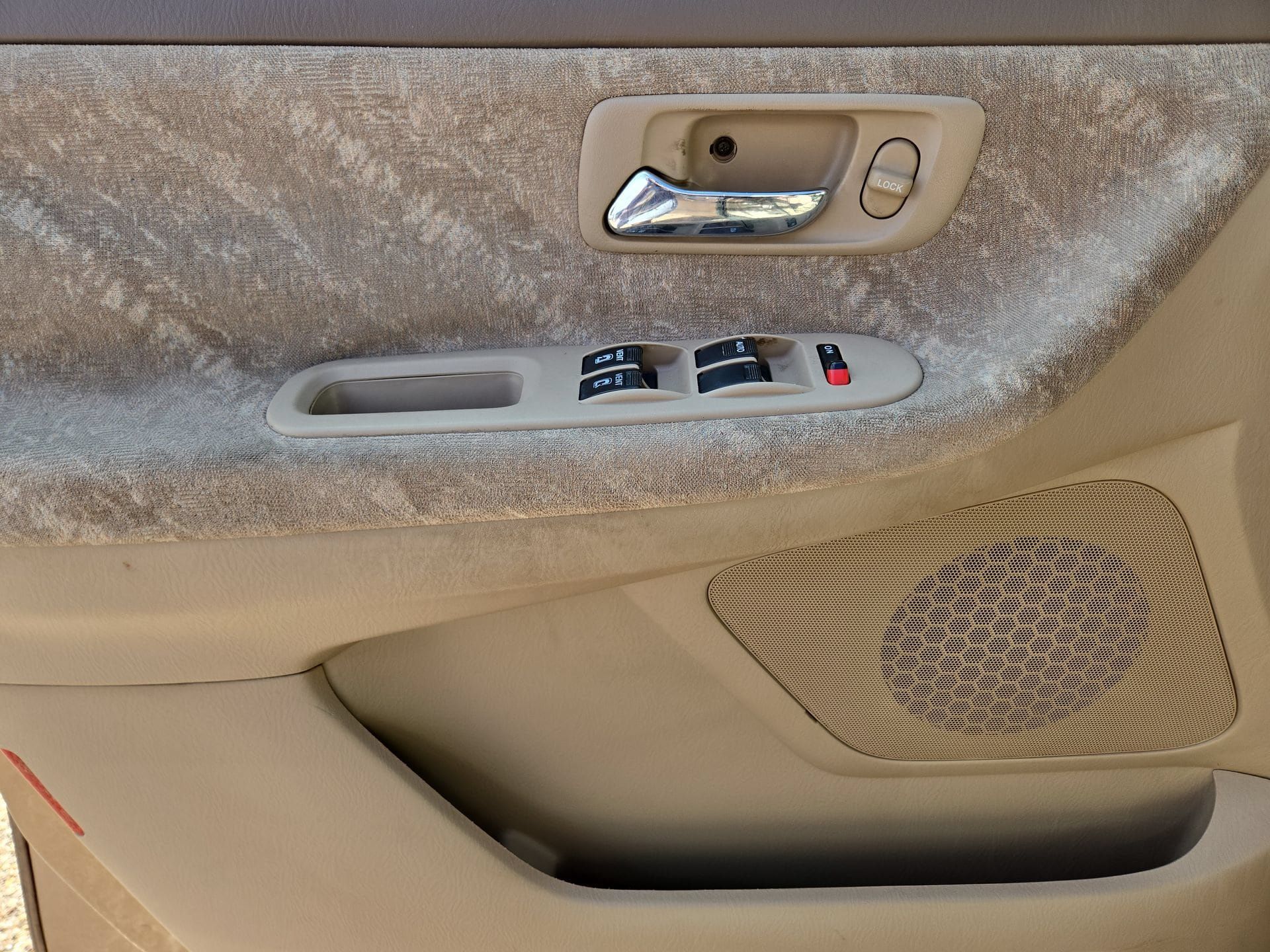 Used 2004 Honda Odyssey EX image 15