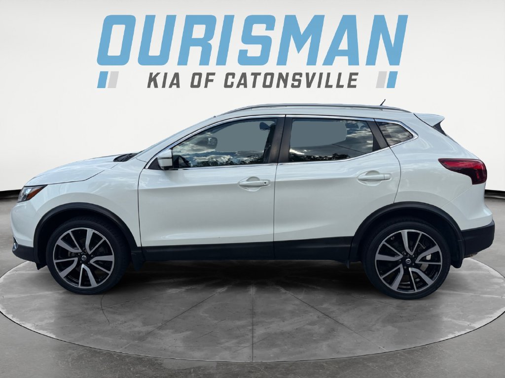 Used 2017 Nissan Rogue Sport SL w/ SL Premium Package AWD/4WD image 3