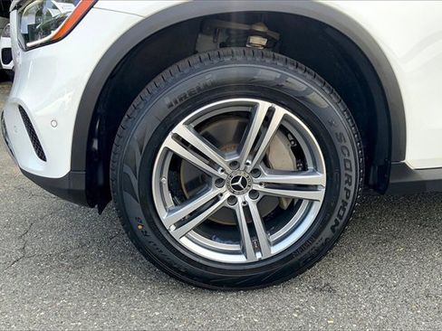 Certified 2022 Mercedes-Benz GLC 300 4MATIC image 9