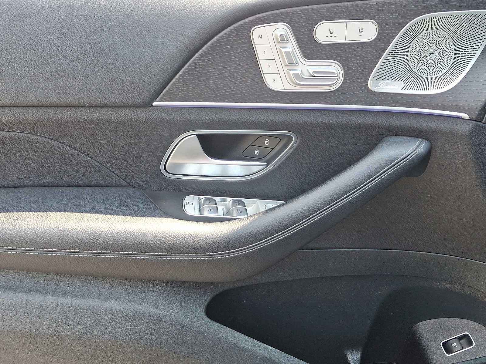 Used 2023 Mercedes-Benz GLE 350 4MATIC image 12