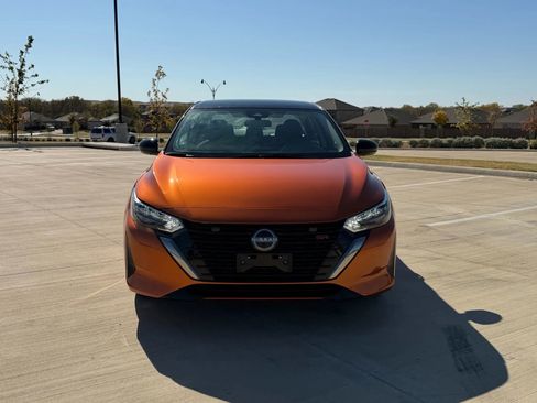 Used 2024 Nissan Sentra SR image 2